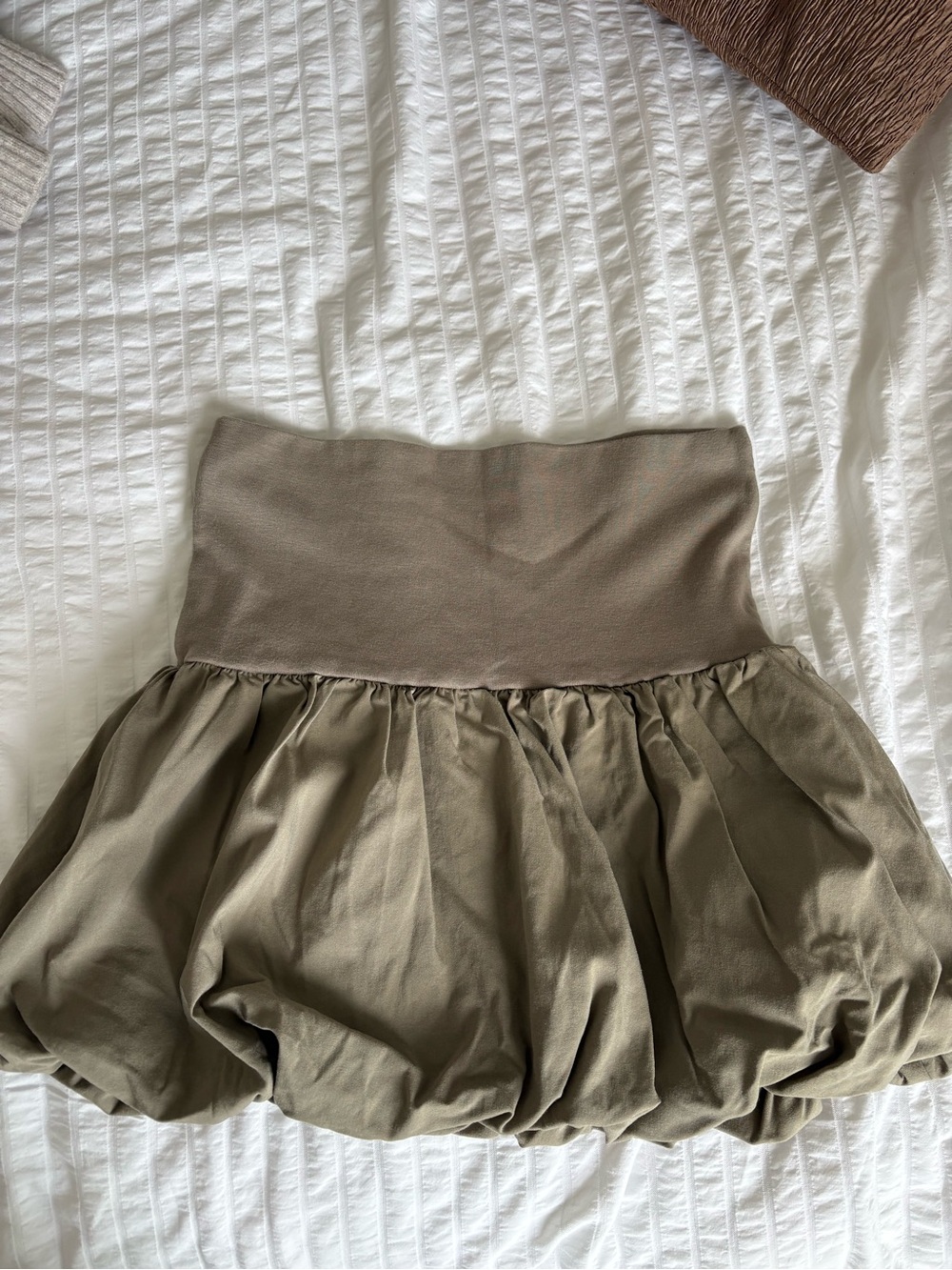 Pull&Bear Khaki Bubble Mini Skirt